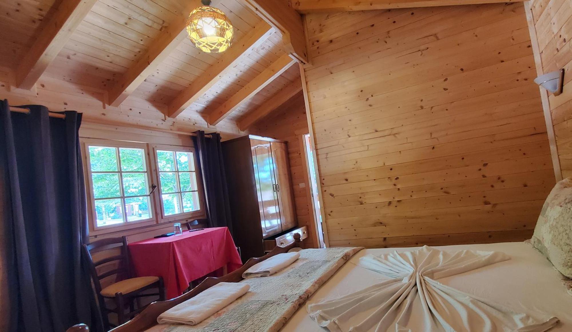 Hotel Panorama Dajti Eksteriør billede