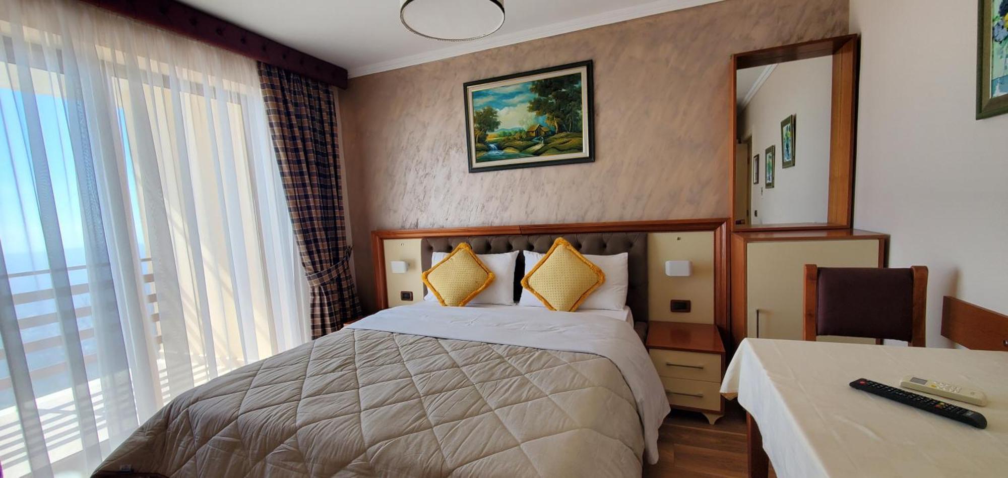 Hotel Panorama Dajti Eksteriør billede